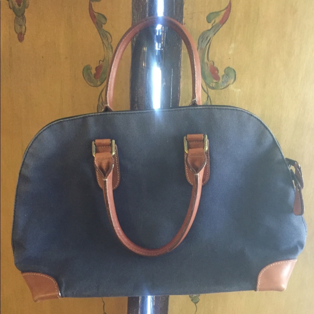 Cute 90’s canvas/ leather purse